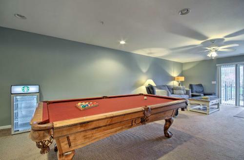 Apartamento Spacious Lakefront Condo With Community Pools!