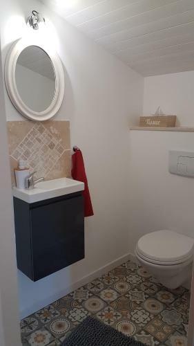 Hostal Chambre De Charme Ind�pendante-proche Uz�s