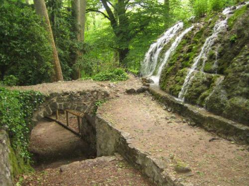 Authentique Mas Proven�al G�menos