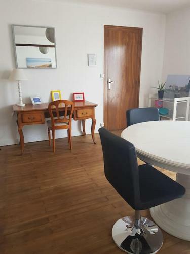 Maison Paisible, R�nov�e, � 2 Pas Des Remparts