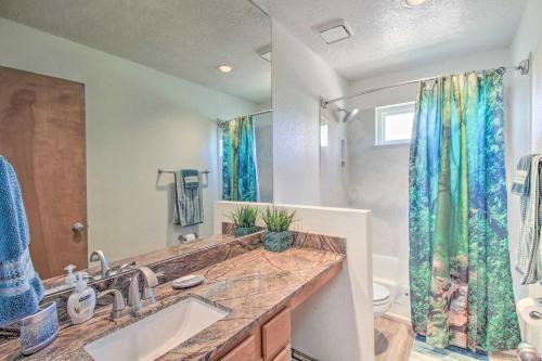 Casa Especial Family Retreat With Pool Table!