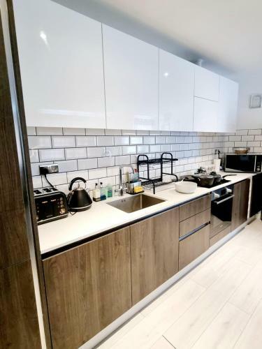 Lux, Cosy 2 Bedroom Apartment.