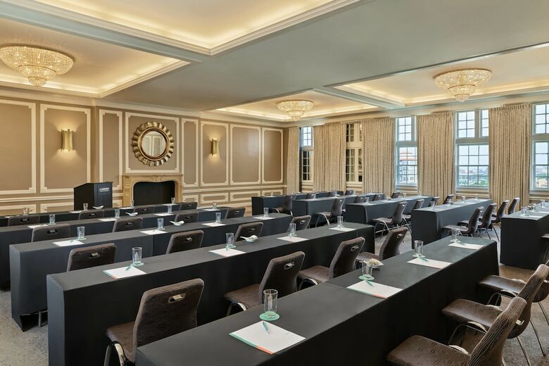 Hotel Le Meridien Dallas, The Stoneleigh