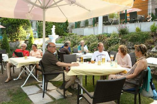 Hostal Hotel Restaurant Ketterer Am Kurgarten