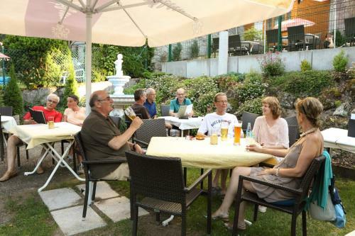 Hostal Hotel Restaurant Ketterer Am Kurgarten