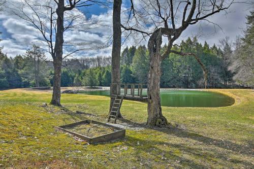 Catskill Mountains Getaway On 6 Acres With Pond