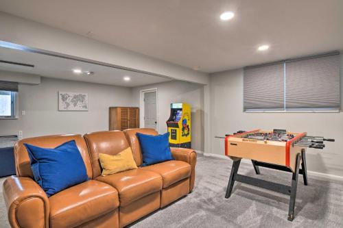 Decked-out Home Pool, Fire Pit And Game Room!
