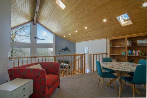 Sanctuary For Stargazers In Connestee Falls