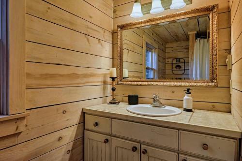 1930's Highlands Hideaway