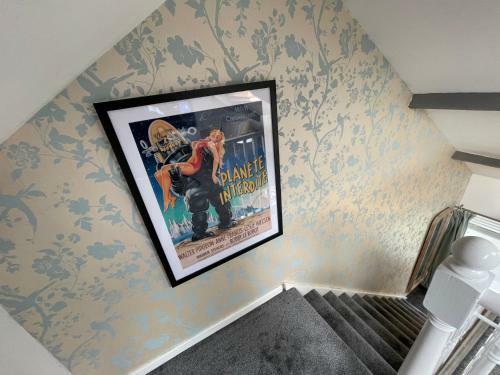 Cheerful 2 Bedroom Townhouse With Cinema Loft