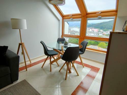 Apartamento �tico Vacacional Con Piscina