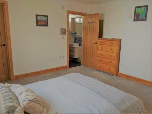 Cranmer - New Eco Beach House With Hot Tub & Bikes