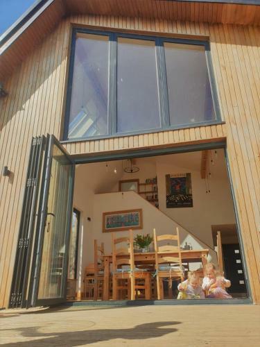 Cranmer - New Eco Beach House With Hot Tub & Bikes