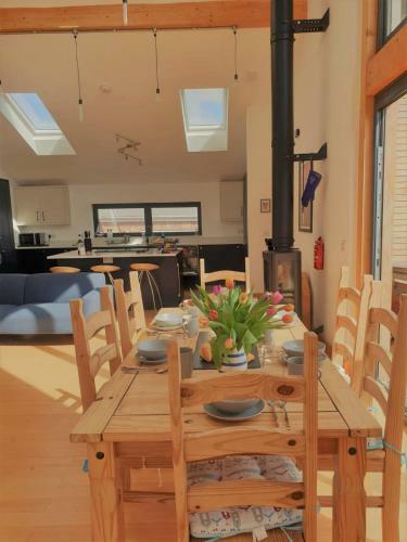 Cranmer - New Eco Beach House With Hot Tub & Bikes