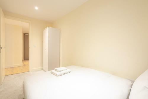 Apartamento Lovely 2 Bed Condo London