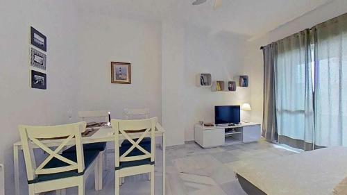 Apartamento C�ntrico Con Garaje Y Cercano A La Playa