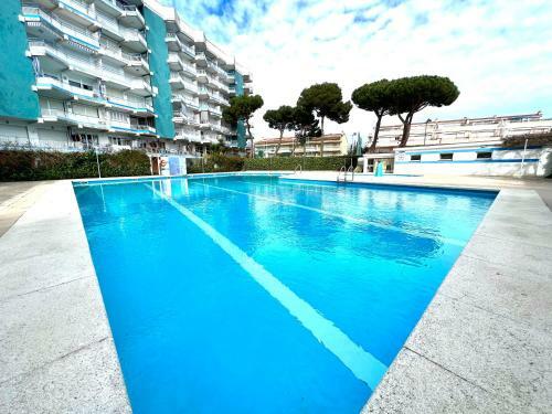 Oriol Center Apartments