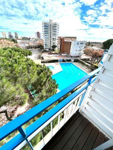 Oriol Center Apartments