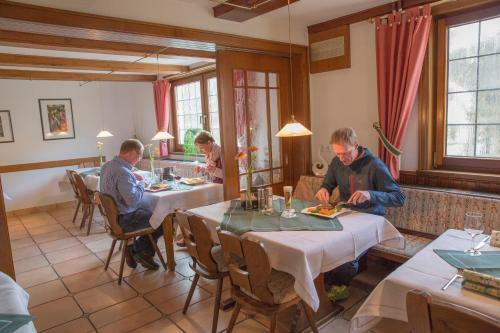 Hostal Gasthof Zur Post