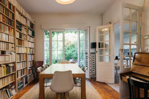 Magnifique Maison De Ville, La Rochelle