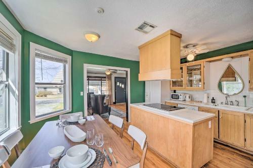 Green Room Amazing Musical Abode In Tulsa!