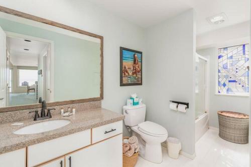 New!! Sand Dollar - Beachfront, Family Friendly Home With Highspeed Internet!