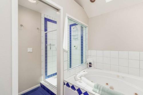 New!! Sand Dollar - Beachfront, Family Friendly Home With Highspeed Internet!