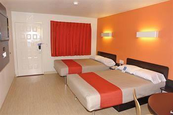 Motel 6 Dallas - Garland