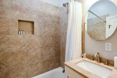 Ashley Ave 3 - The Chapel Carriage House Suite C