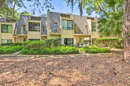 Apartamento Bright Resort Condo With Golf Course And Pool!