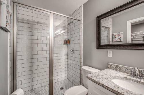 The Crievewood Cove- North Memphis-