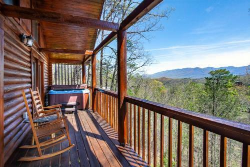 Constellation Station View Hot Tub Fireplace