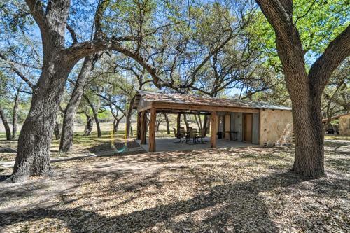 Unique Stay Historic Home Along Blanco River