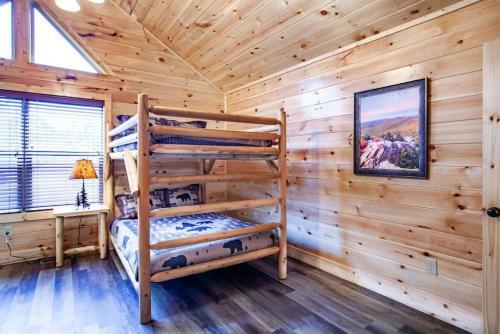 Swimming Bears Lodge Two Cabins With Pools And Hottubs