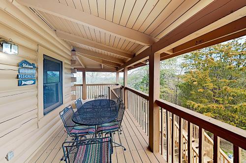 Deer Ridge Retreat