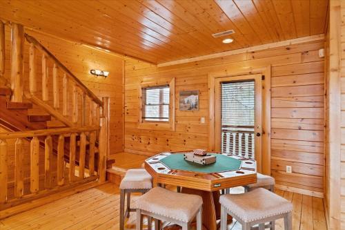 Blue Ridge Refuge Cabin