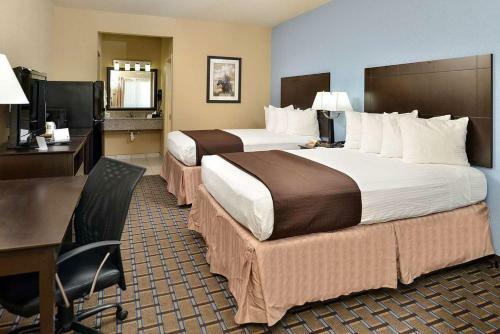 Hotel Western Inn & Suites