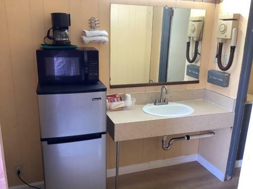 Hotel Wildflower Inn & Rv Park