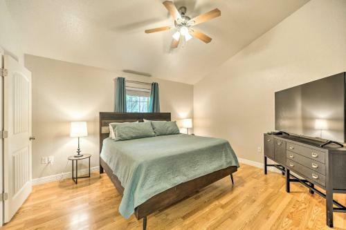 Cozy Canyon Lake Abode Less Than 1 Mi To Boat Ramp!
