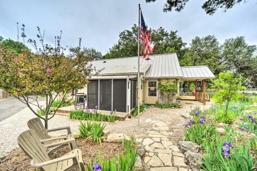Cozy Canyon Lake Abode Less Than 1 Mi To Boat Ramp!