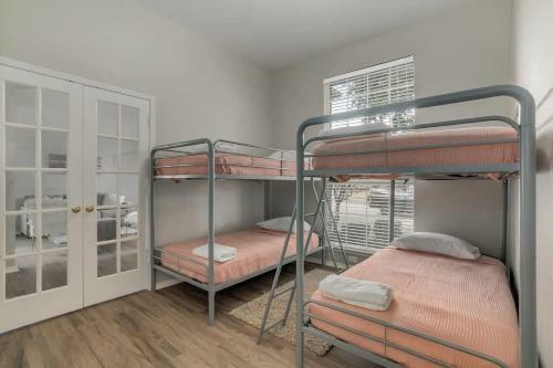 Spacious & Cozy Frisco Bling Home