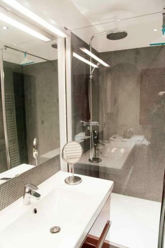 Apartamento Saint-paul Vieux Lyon - Parking Included
