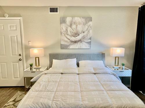 Casita At Maywood - Modern Spaces