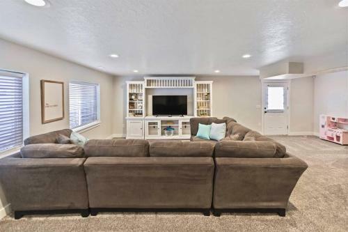 Entertainment Dream Large Home With 7 Bedrooms Sleeps 20+