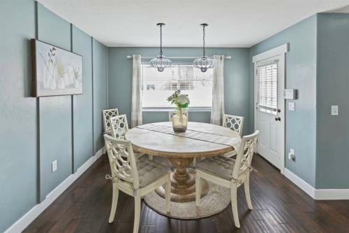 Entertainment Dream Large Home With 7 Bedrooms Sleeps 20+