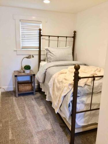 Salt Lake City Retreat - Sleeps 6!