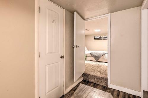 Cozy Salt Lake City Apartment Wfh Friendly!