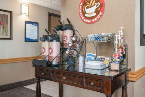 Hotel Americinn Lodge & Suites - Bismarck