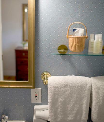 Bed & Breakfast Sherburne Inn