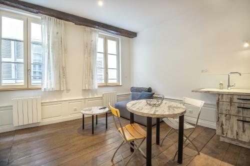 Apartamento Appartement R1 T2 Rodez Centre Historique